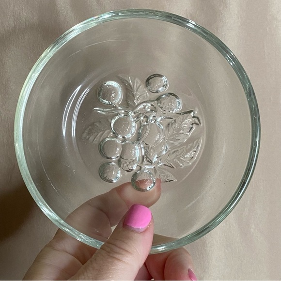 Set of 4 Shallow Dessert Bowls - Picture 8 of 9